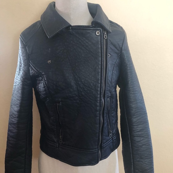 Urban Outfitters Faux leather jacket - Picture 2 of 3